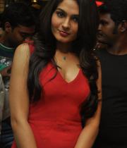 andrea-jeremiah-hot-images-in-red-dress-01