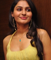 andrea-latest-photos-3