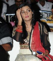 anisha-ambrose-hot-stills-16