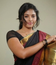 anjali-beautiful-photo-stills-in-black-saree-30