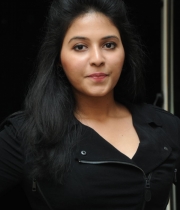 Actress Anjali Latest Images
