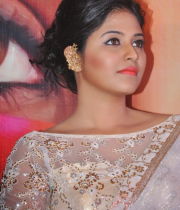anjali-latest-stills-in-white-sari-10