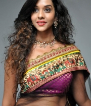 anu-priya-hot-stills-in-transperent-saree-5