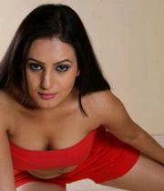 anu-smriti-hot-photos-1079