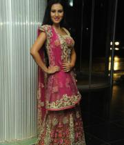 actress-anu-smruthi-hot-stills-01