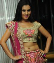 actress-anu-smruthi-hot-stills-07