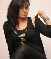 anusha-new-photo-stills-104