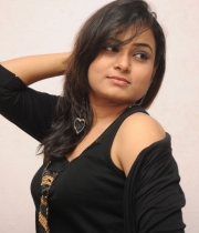 anusha-new-photo-stills-124