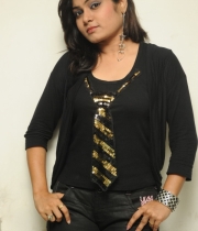 anusha-new-photo-stills-72
