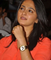 anushka-at-prema-ishq-kadhal-audio-success-meet-26