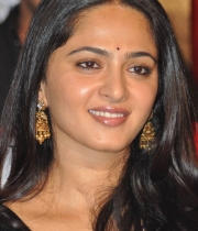 anushka-stills-from-varna-audio-9