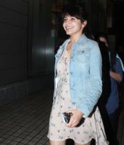 anushka-sharma-snapped-at-pvr-theatre-mumbai-stills-13
