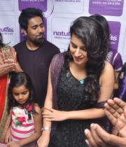 Archana launches Naturals Salon @ Vansthalipuram, Hyderabad
