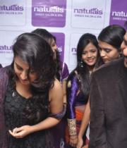 Archana launches Naturals Family Salon & Spa @ Vansthalipuram, Hyderabad