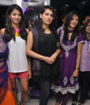 Archana launches Naturals Family Salon at Vanasthalipuram Photos