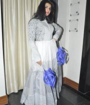 archana-ramp-walk-photos-at-muse-art-11