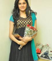 ashrita-shetty-hot-photo-shoot-stills-14