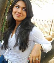 asmita-hot-photo-shoot-photos-in-jeans-16