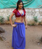 babuji-ek-ticket-bambai-hindi-movie-hot-stills10