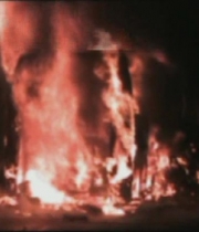 volvo-bus-fire-accident-pics