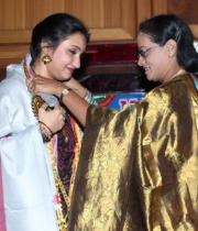 benze-vaccations-club-awards-2013-photos-8