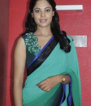 bindhu-madhavi-latest-photos-13