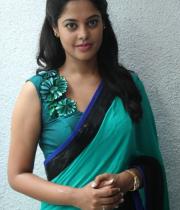 bindhu-madhavi-latest-photos-19