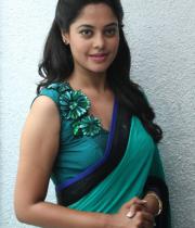 bindhu-madhavi-latest-photos-21