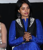 actres-bindu-madhav-blue-salwar-kameez-photostills-07_s_205