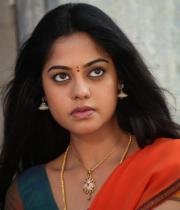bindu-madhavi-new-photos