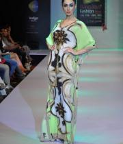 models-showcasing-pria-kataaria-puris-collection-at-the-finale-of-day-2-of-bpbfw-9-2