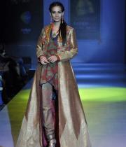 models-showcasing-the-collection-of-designer-chitali-biplab