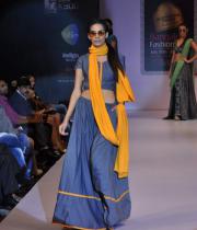 models-showcasing-the-collection-of-pallavi-naidu-on-the-final-day-of-bpbfw-9-2