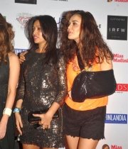 bollywood-celebs-at-india-resortwear-fashion-week-photos-19
