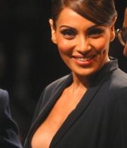 55191-bipasha-basu