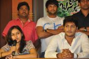 bus-stop-movie-press-meet-photos-18