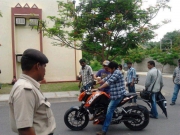 pawan-kalyans-cameraman-ganga-tho-rambabu-onlocation-stills-3