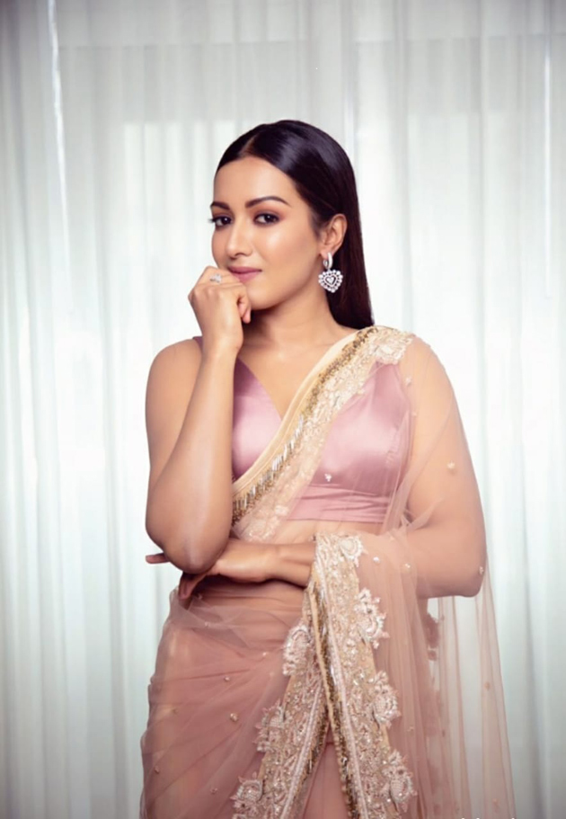 catherine-tresa-latest-photos_5