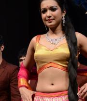 catherine-tresa-ramp-walk-photos-at-hyderabad-fashion-week-18