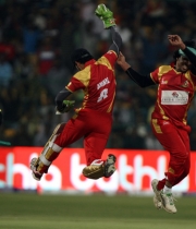 ccl-4-kerala-strikers-vs-telugu-warriors-match-photos-32