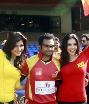 ccl-4-kerala-strikers-vs-telugu-warriors-match-photos-6