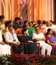 celebrities-at-indian-cinema-100-years-celebrations-25