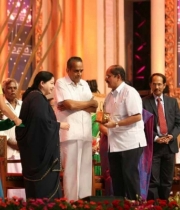 celebrities-at-indian-cinema-100-years-celebrations-48