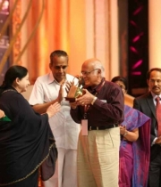 celebrities-at-indian-cinema-100-years-celebrations-49