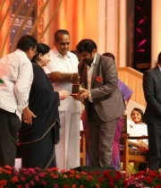 celebrities-at-indian-cinema-100-years-celebrations-64