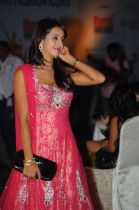 celebrities-at-southspin-fashion-awards-2012-33