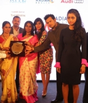 celebs-at-audi-ritz-icon-awards-2013-5