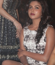 celebs-at-audi-ritz-icon-awards-2013-54