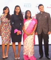 celebs-at-audi-ritz-icon-awards-2013-8