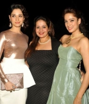 celebs-at-blenders-pride-fashion-tour-photos-_14_